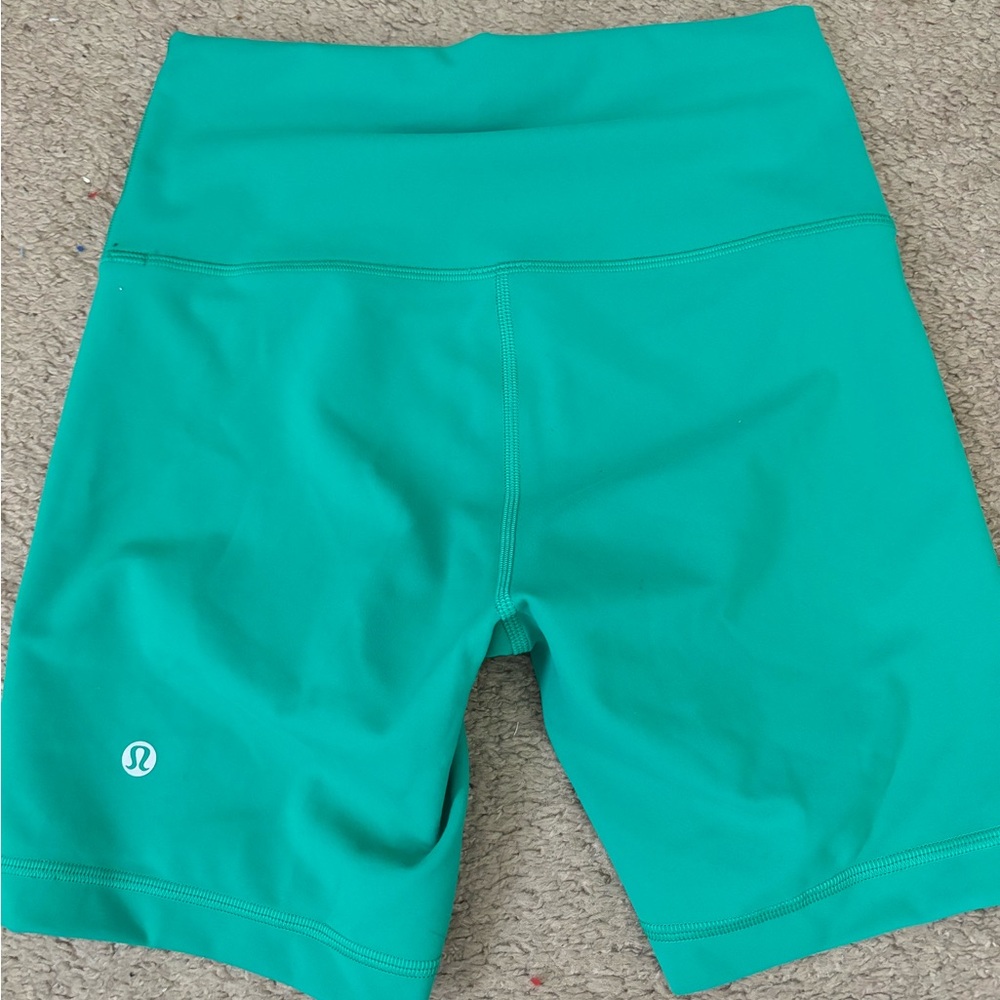 LULULEMON wunder train biker shorts size 6